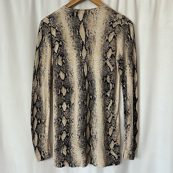 Bruno Manetti Cream Snakeskin Print Long Sleeve Silk Blouse Shirt Top Sz 40/US 4 - Picture 2 of 4